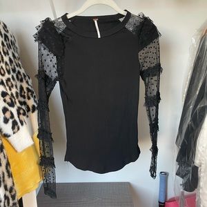 Free people long sleeve sweater size xs